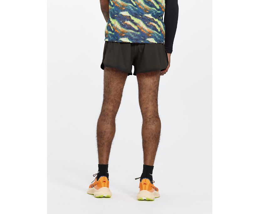Saucony Outpace 2.5' Split Short Muške Hlače Crne | CQ6XUI80